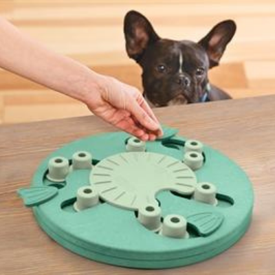 BRAIN TOY I DOG WORKER I NINA OTTOSSON